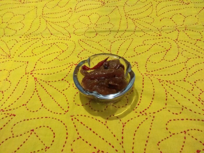 KHATI কাশ্মিরী টক মিষ্টি তেলের আঁচার / KHATI Kashmiri Sweet Sour Oil Pickies - Image 1